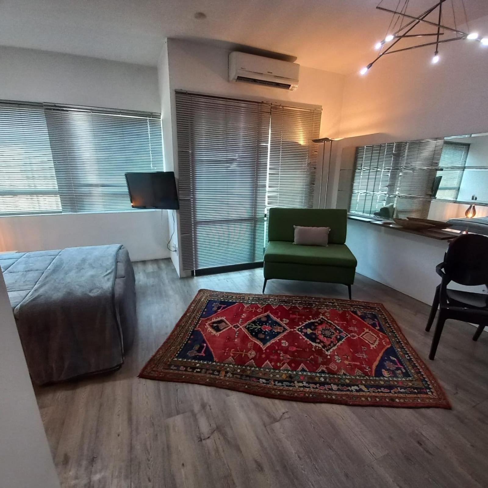 Quarto de casal - Caesar Towers Paulista - Blue Tree Premium Paulista - à 150 metros da Avenida Paulista - estadia estendida - bônus 12 horas
