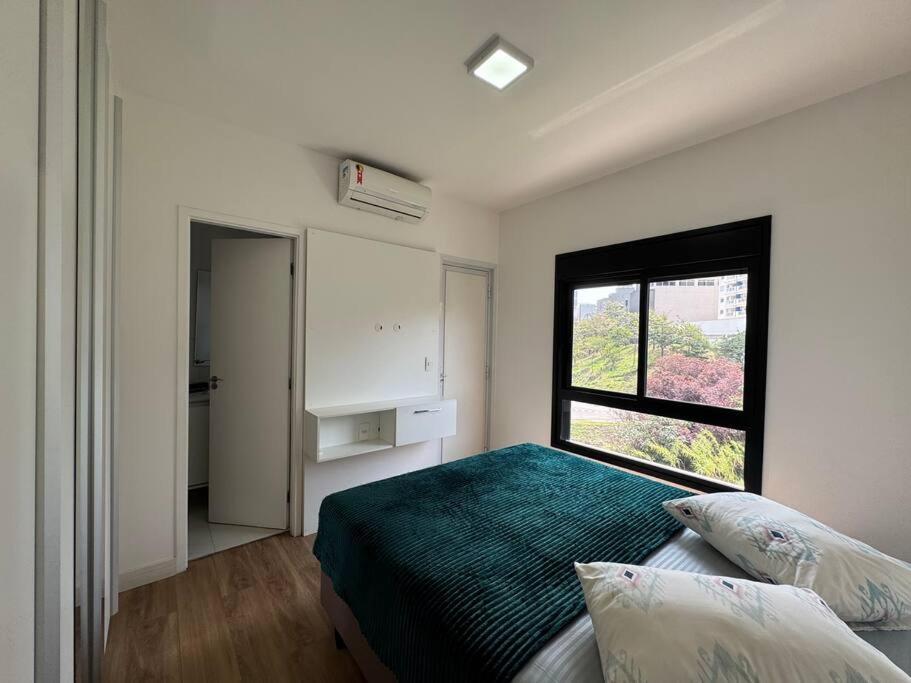 Apto com Ar cond Garagem Alphaville - Barueri