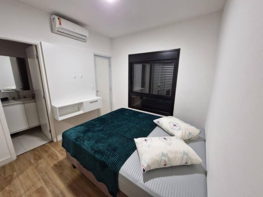 Apto com Ar cond Garagem Alphaville - Barueri
