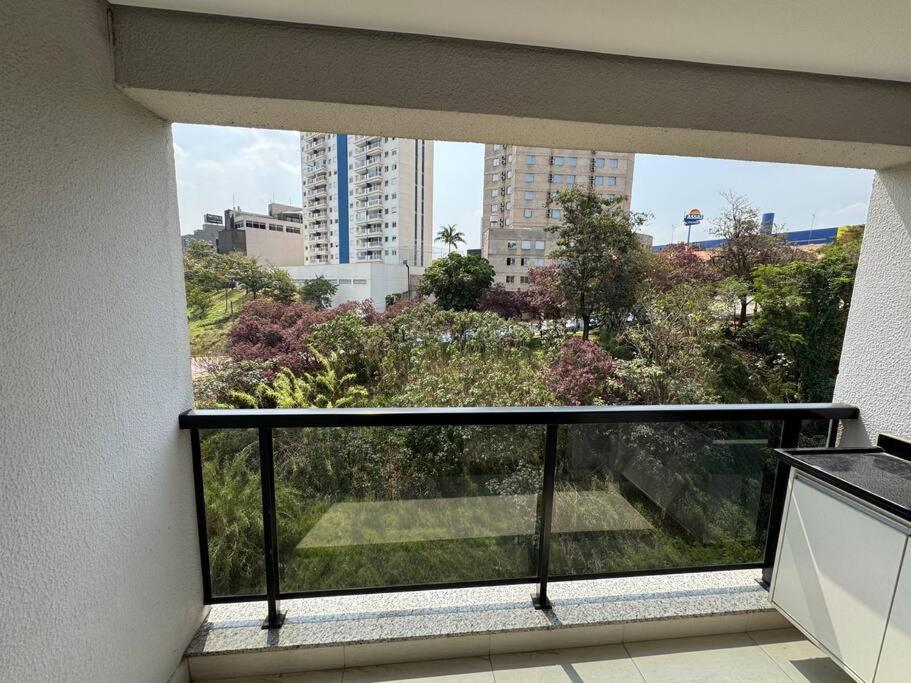 Apto com Ar cond Garagem Alphaville - Barueri
