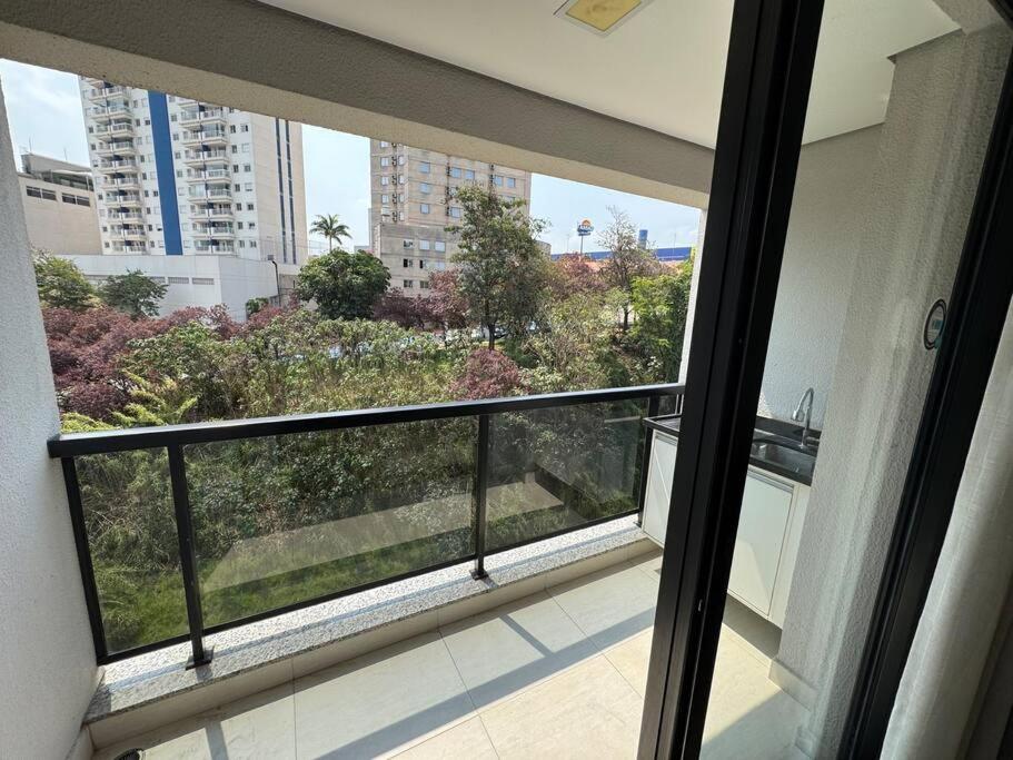 Apto com Ar cond Garagem Alphaville - Barueri