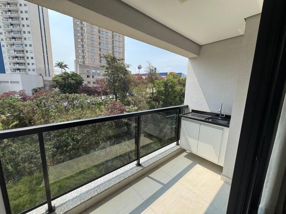 Apto com Ar cond Garagem Alphaville - Barueri