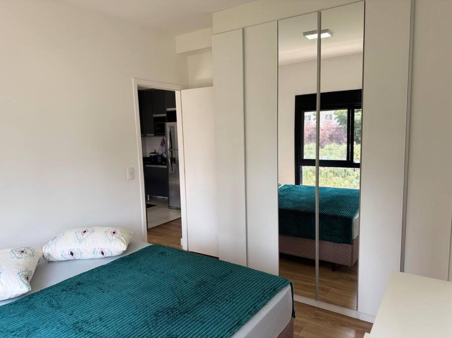 Apto com Ar cond Garagem Alphaville - Barueri