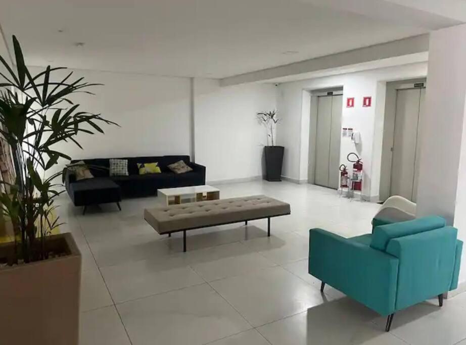 Apto com Ar cond Garagem Alphaville - Barueri