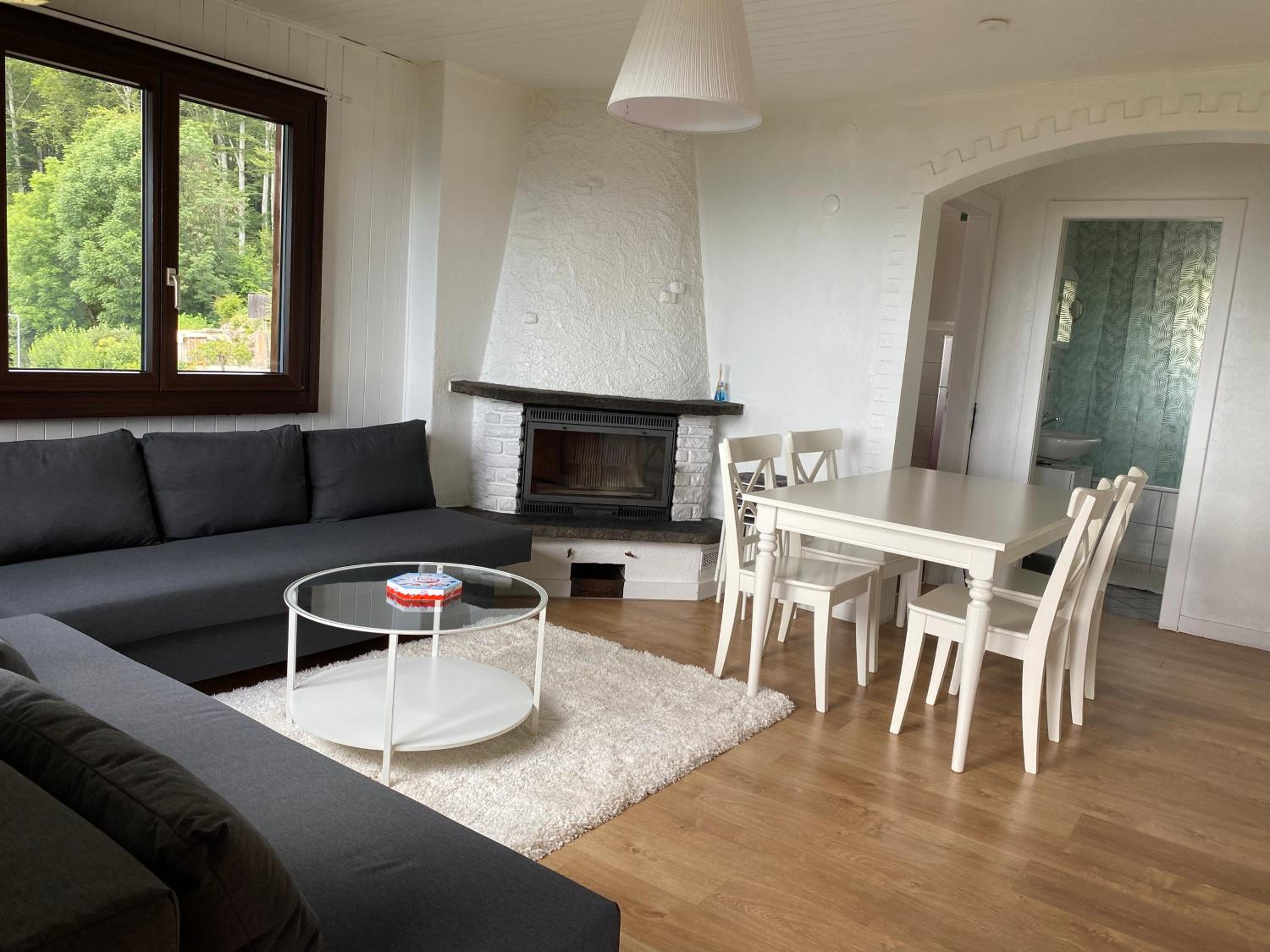 Chalet avec vue panoramique alpes et lac