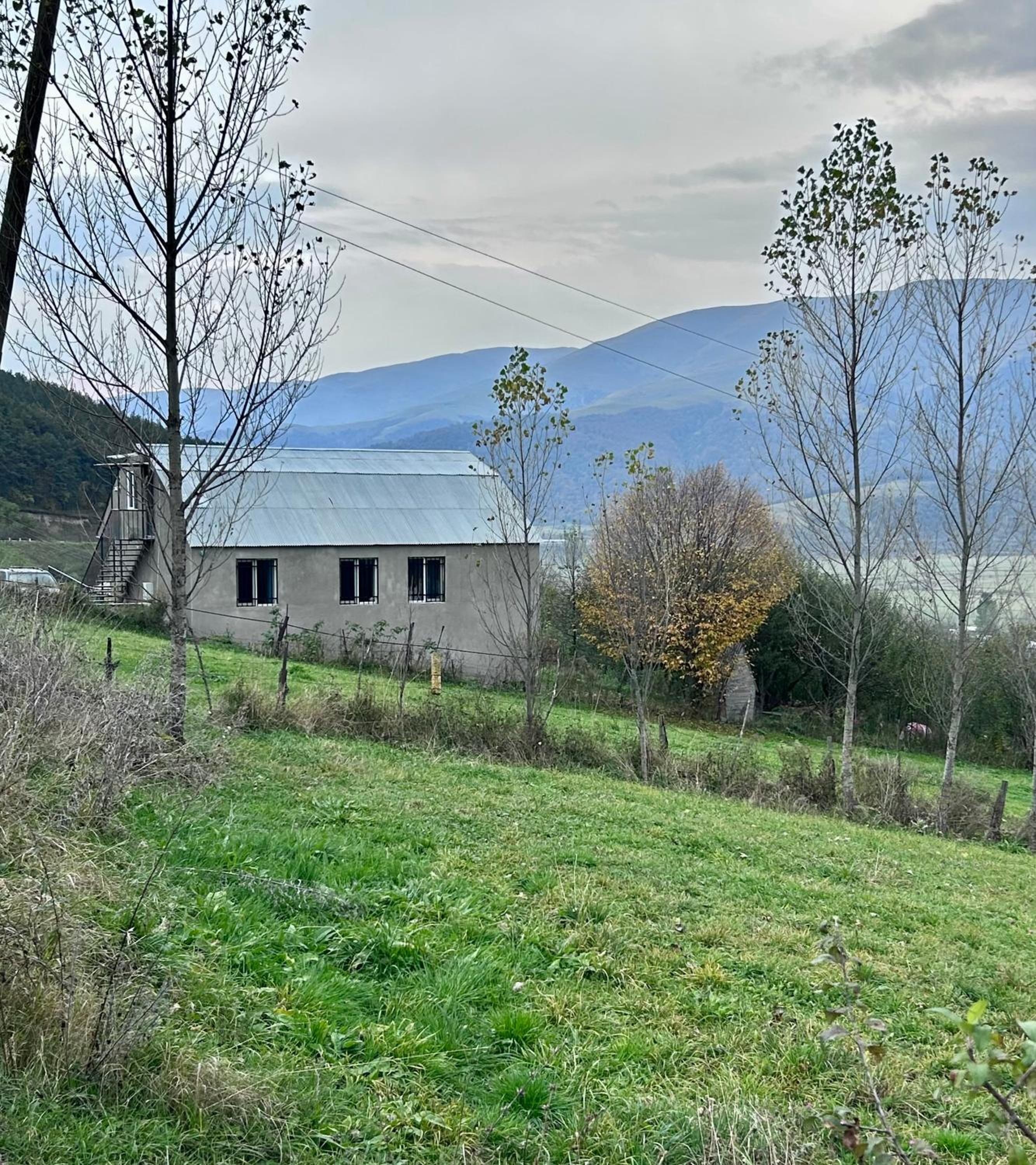 Dez Guest House with Mountain View