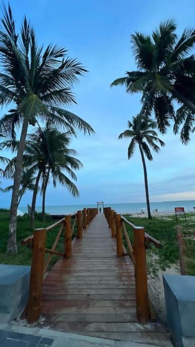 Apartamento com 3 quartos 50 metros da praia de ponta de campina