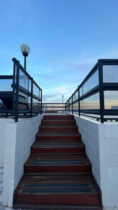 Apartamento com 3 quartos 50 metros da praia de ponta de campina