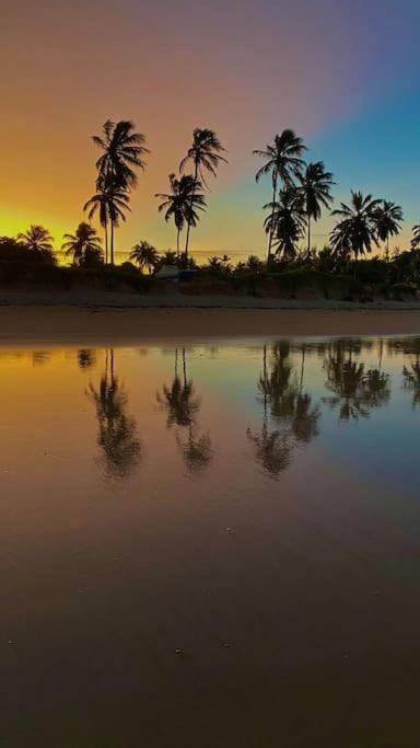 Apartamento com 3 quartos 50 metros da praia de ponta de campina