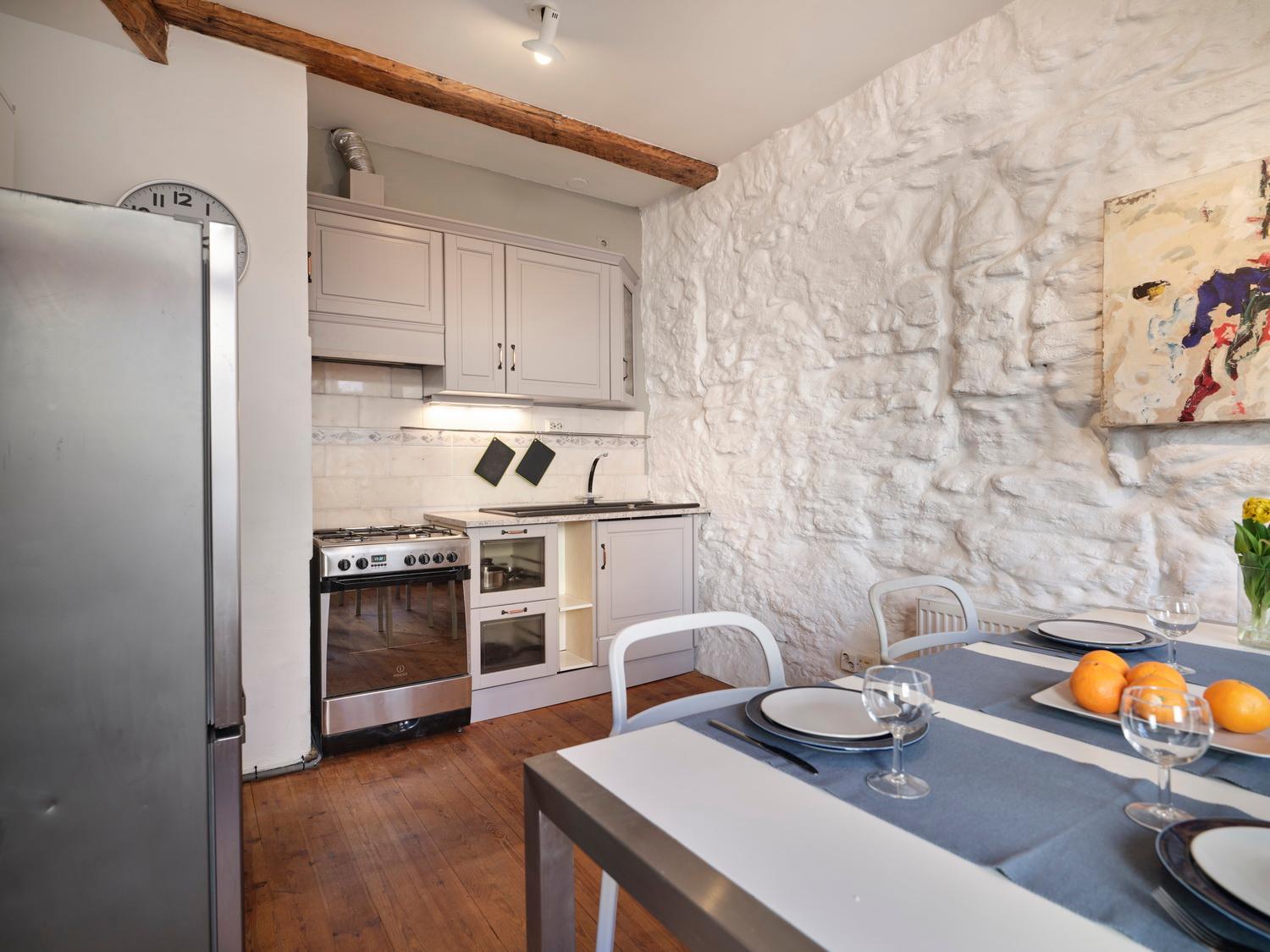 Historic Apartment with Private Garden in Old Town