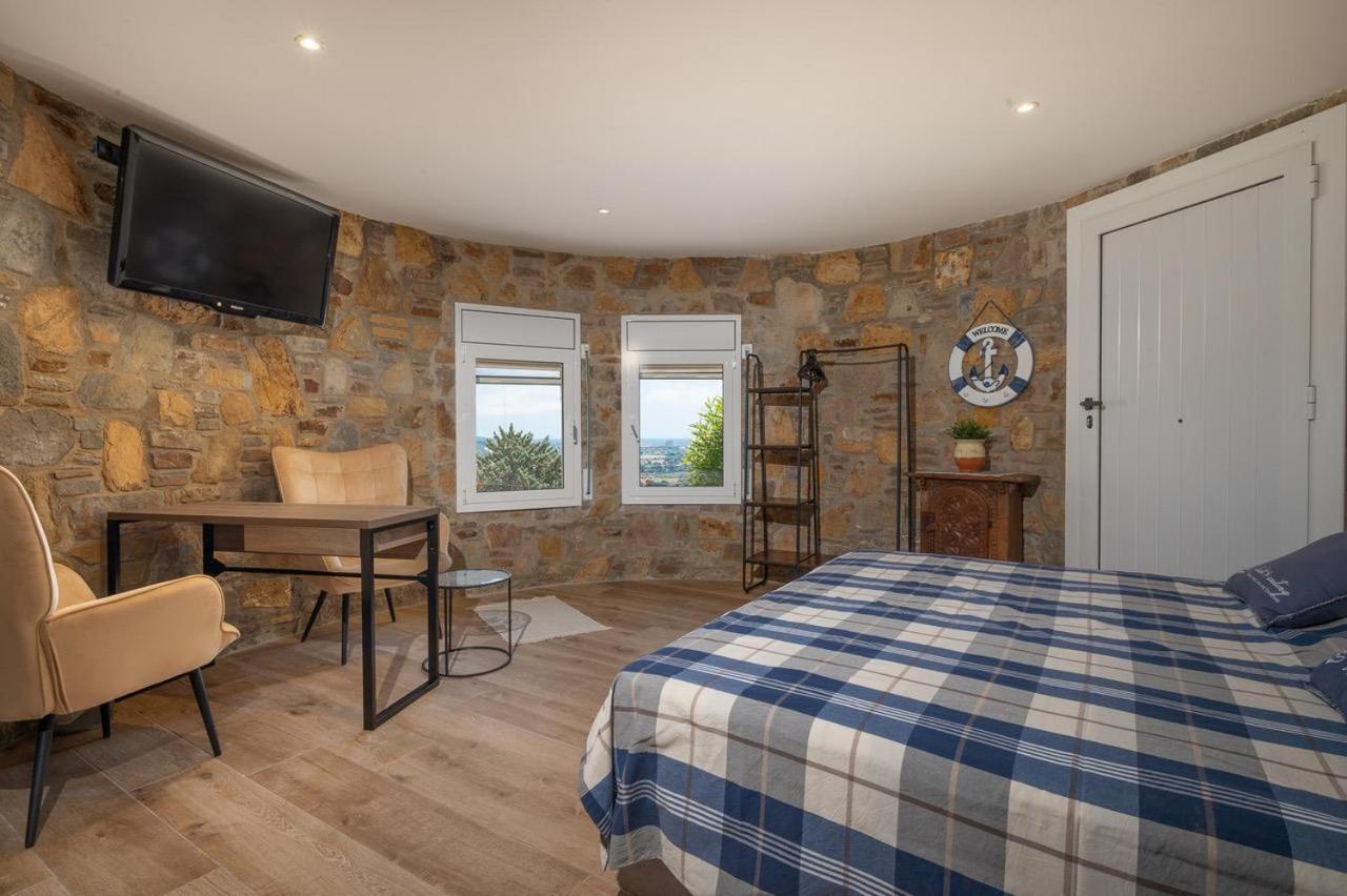 Leng Vacation Home