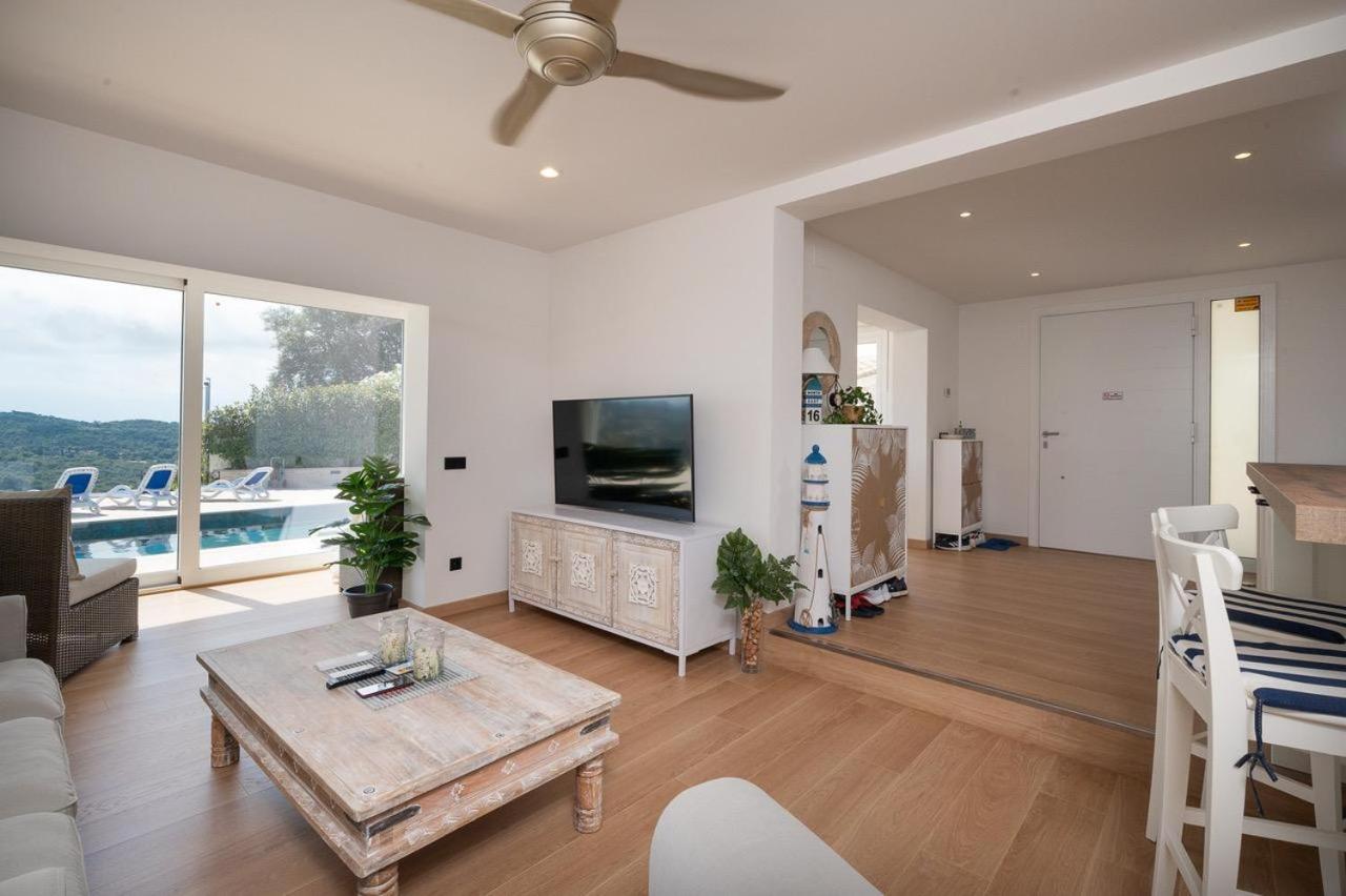 Leng Vacation Home