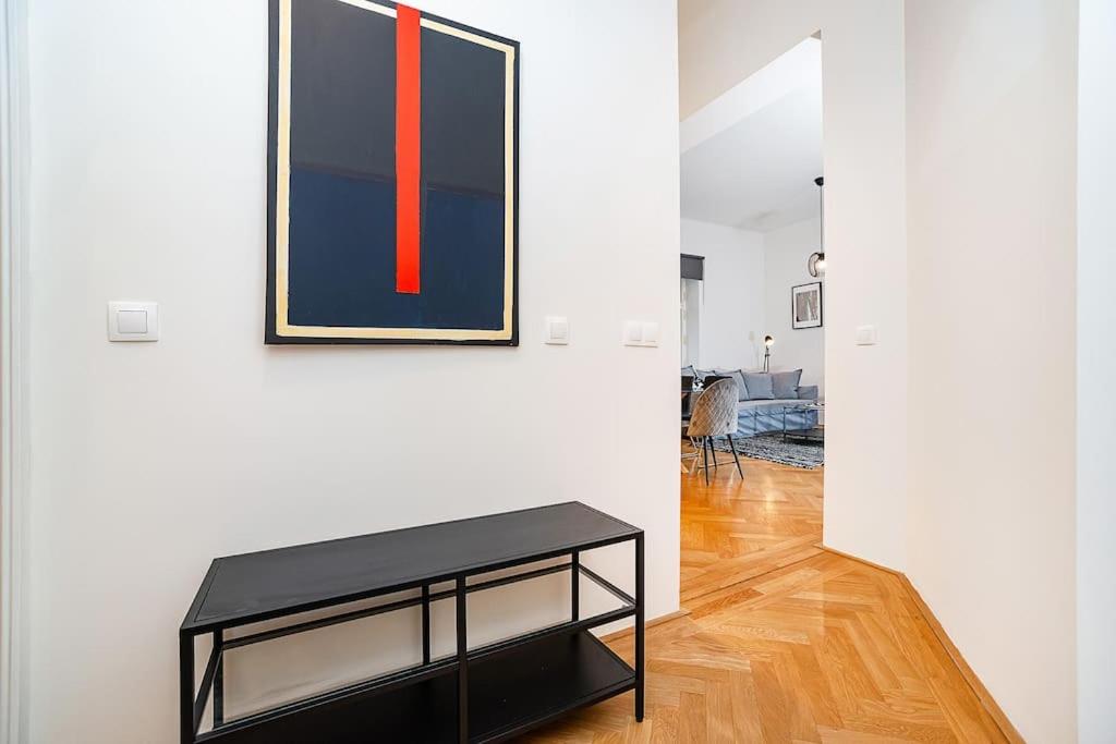 Bright and designed Apartment in the Center