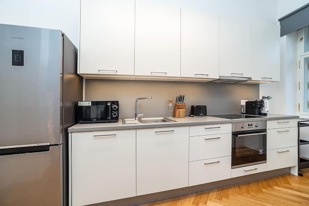 Bright and designed Apartment in the Center