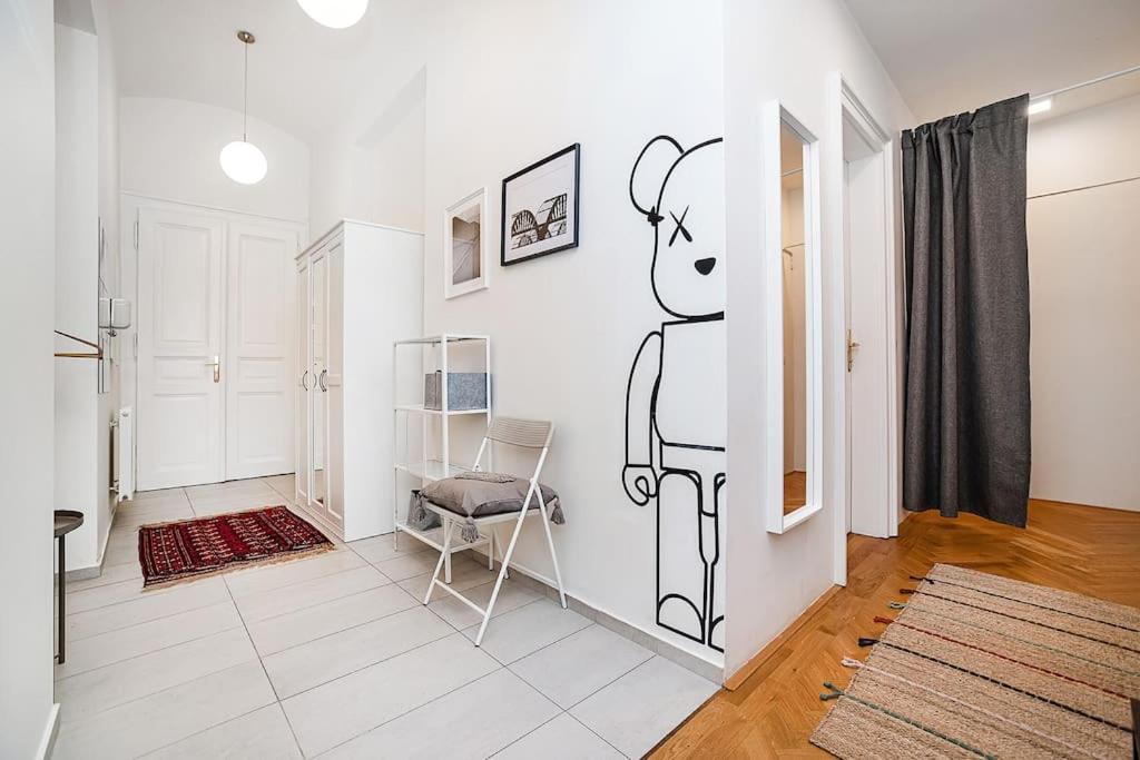 Bright and designed Apartment in the Center