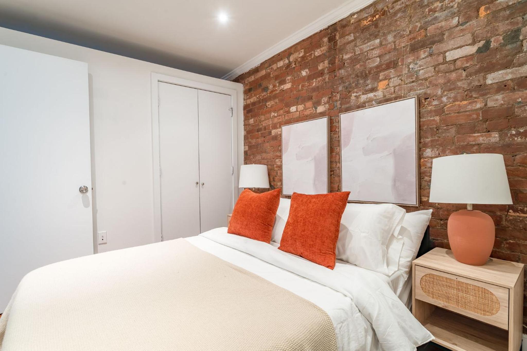 East Village Escape with 3BD 2BA near Tompkins Square Park