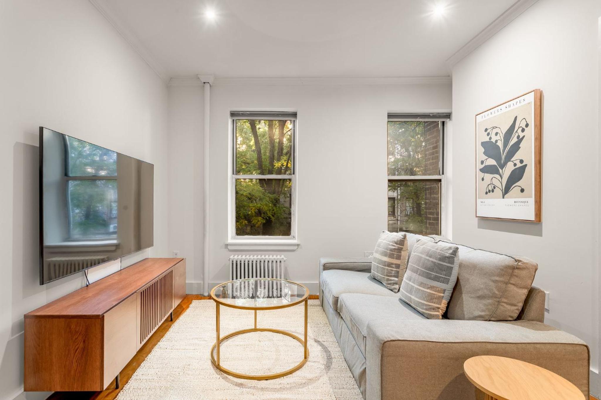 East Village Escape with 3BD 2BA near Tompkins Square Park