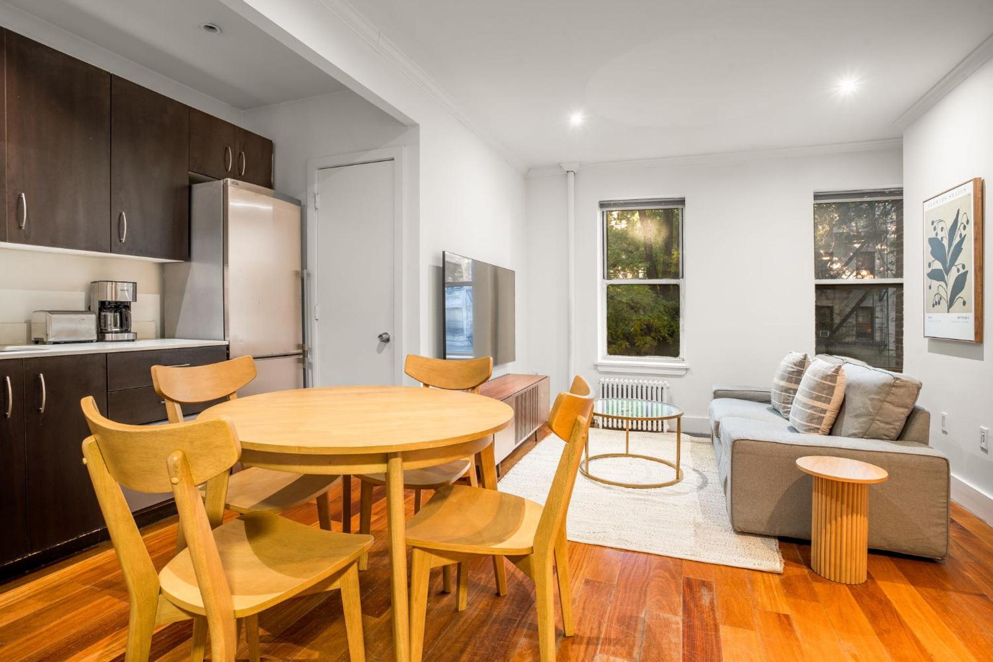 East Village Escape with 3BD 2BA near Tompkins Square Park