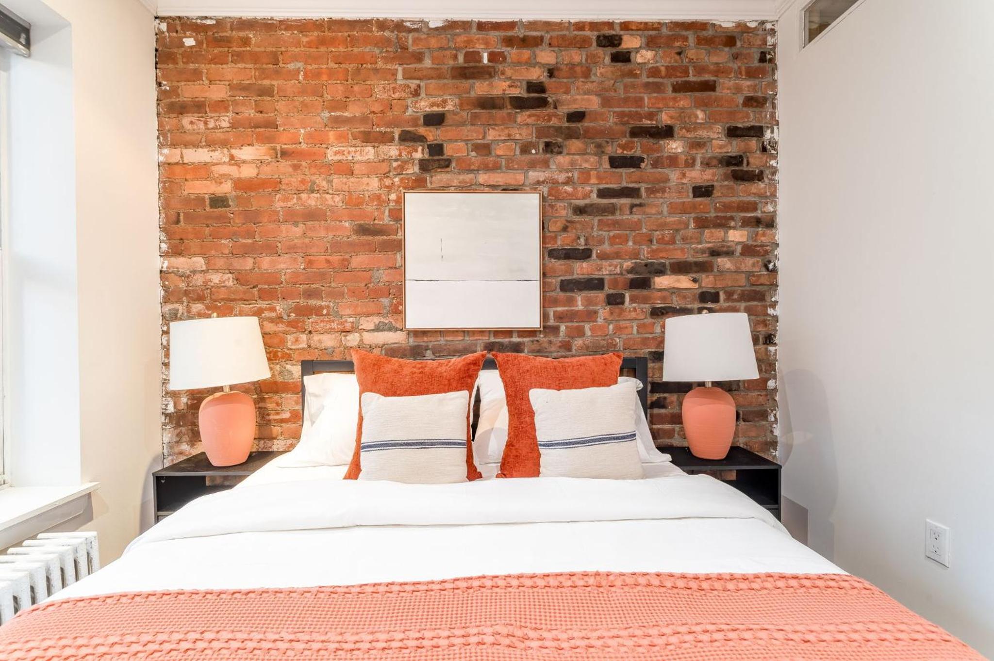 East Village Escape with 3BD 2BA near Tompkins Square Park
