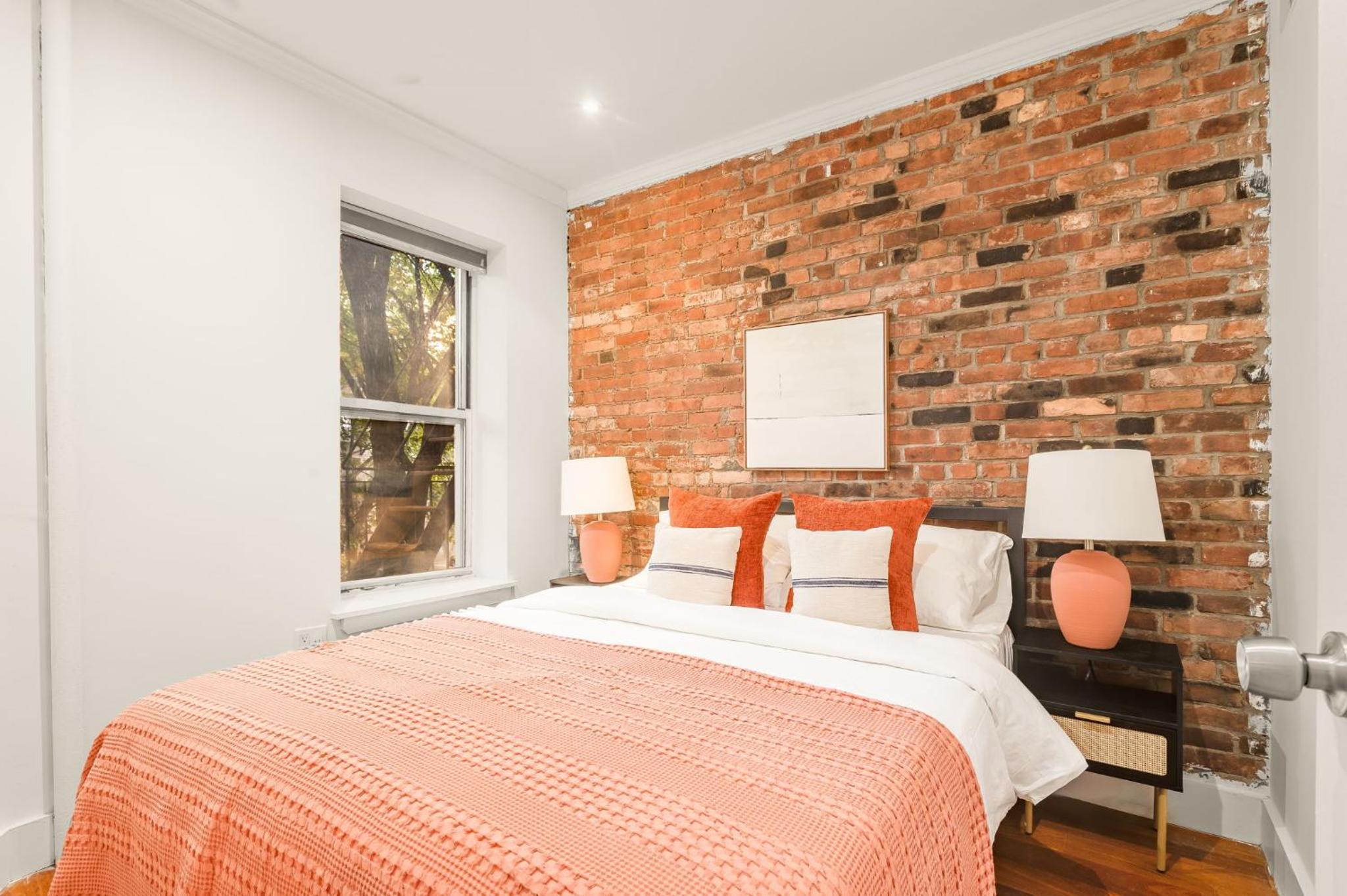 East Village Escape with 3BD 2BA near Tompkins Square Park