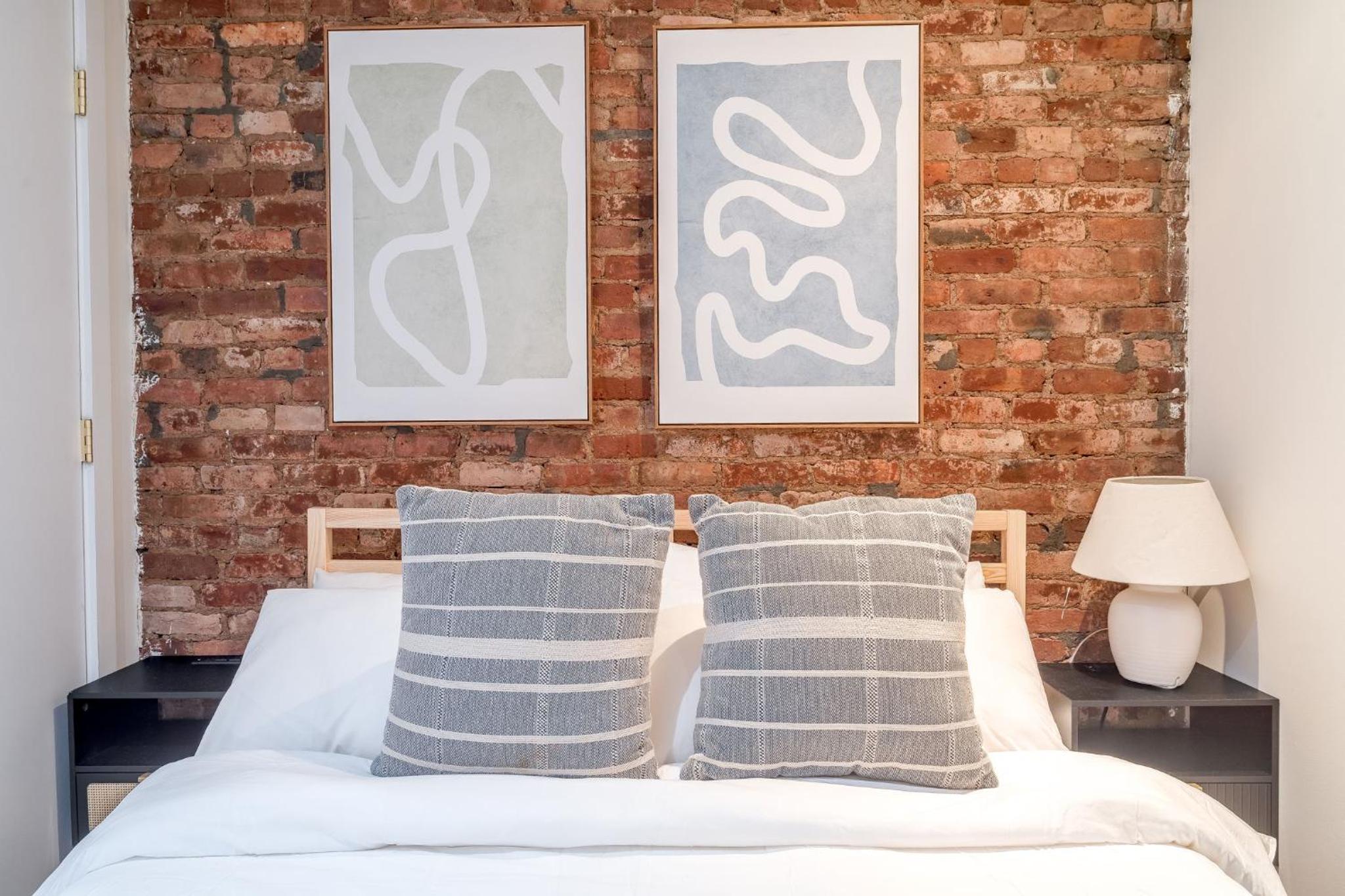 East Village Escape with 3BD 2BA near Tompkins Square Park