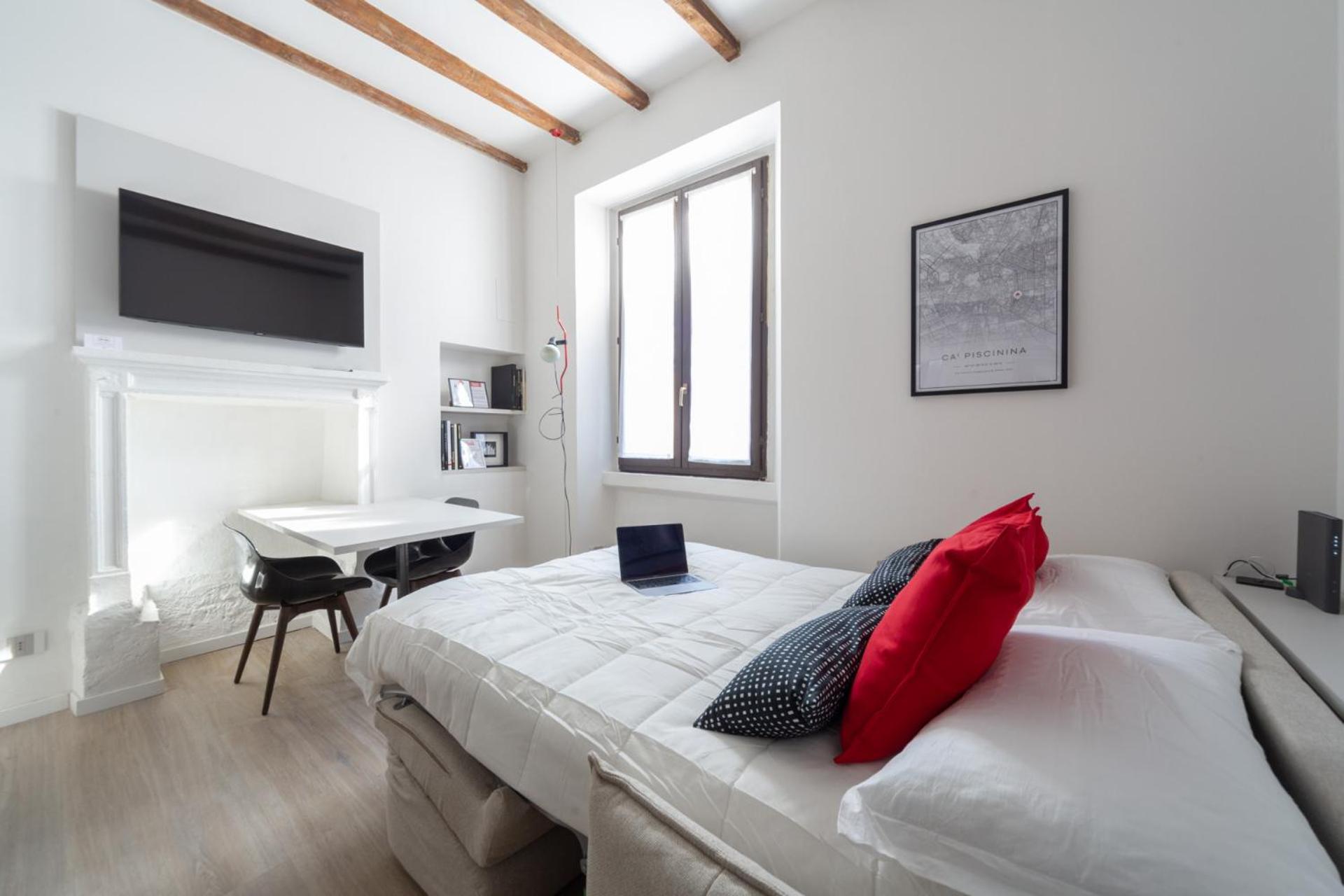 Stylish Studio Loft in Porta Romana