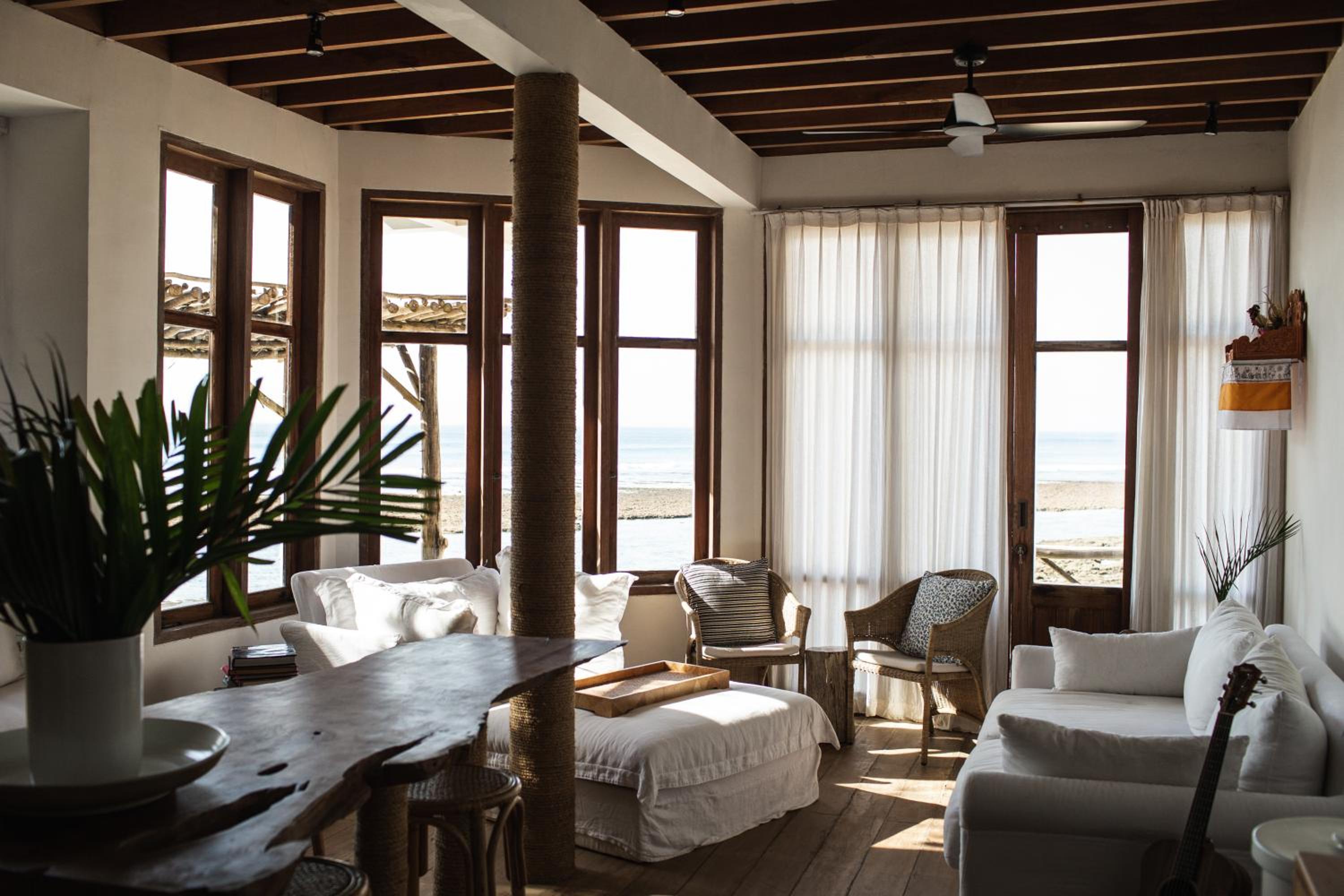 Uluwatu Surf Shack view 2