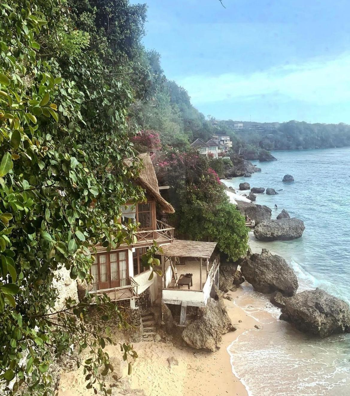 Uluwatu Surf Shack view 5