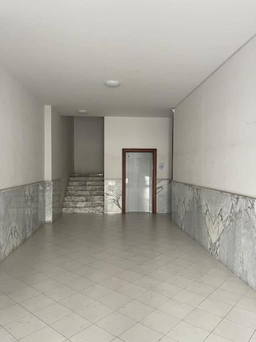 Attico vicino all Aeroporto con Parcheggio privato e 2 Bagni