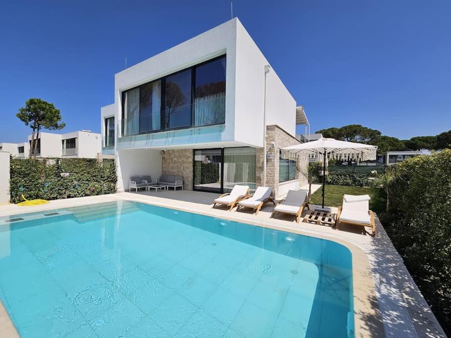 Luxury Villa with Private Pool