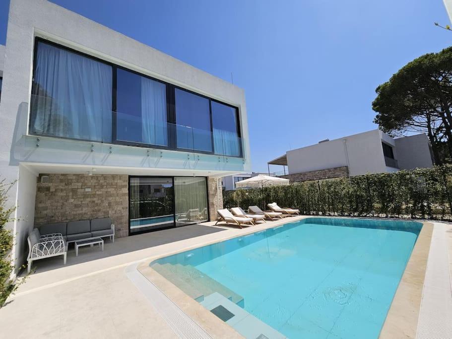 Luxury Villa with Private Pool