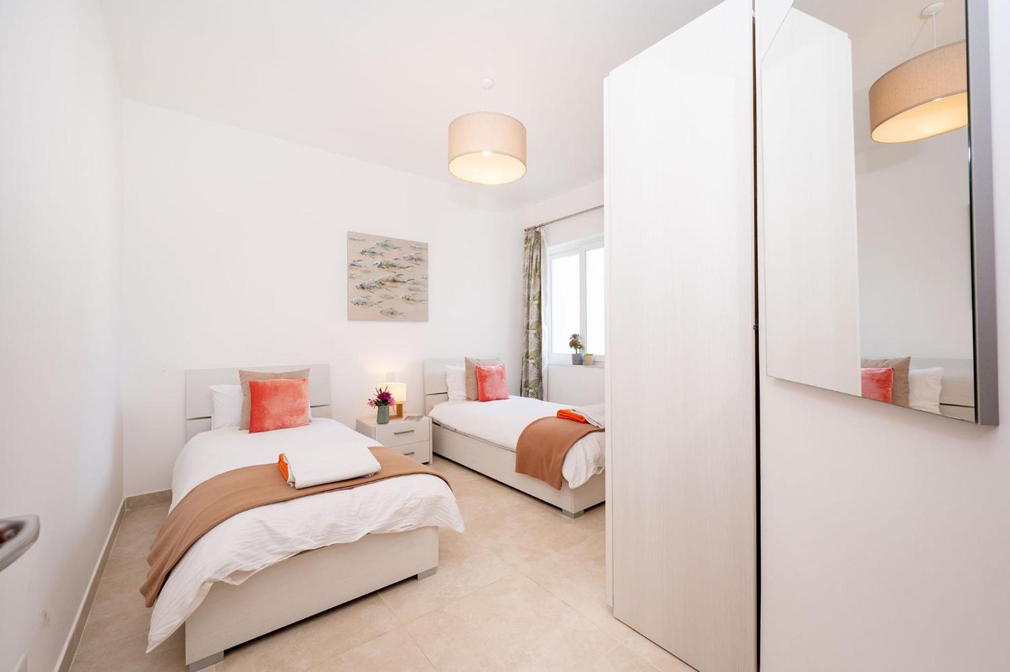 Hillock Residence Apartments