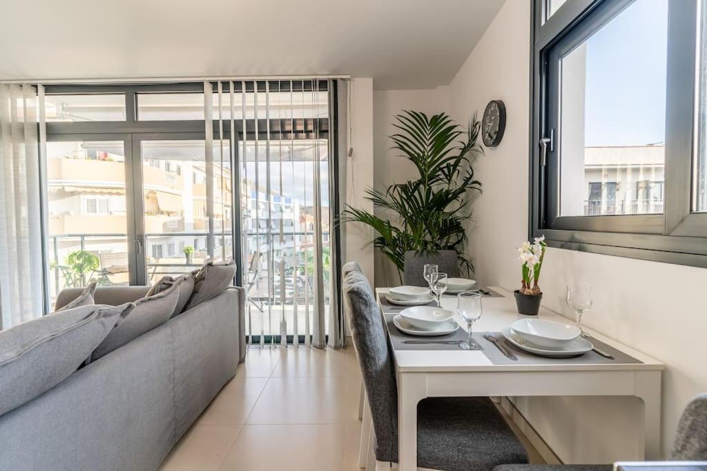 The Korner, Central Adeje Renovated Flat