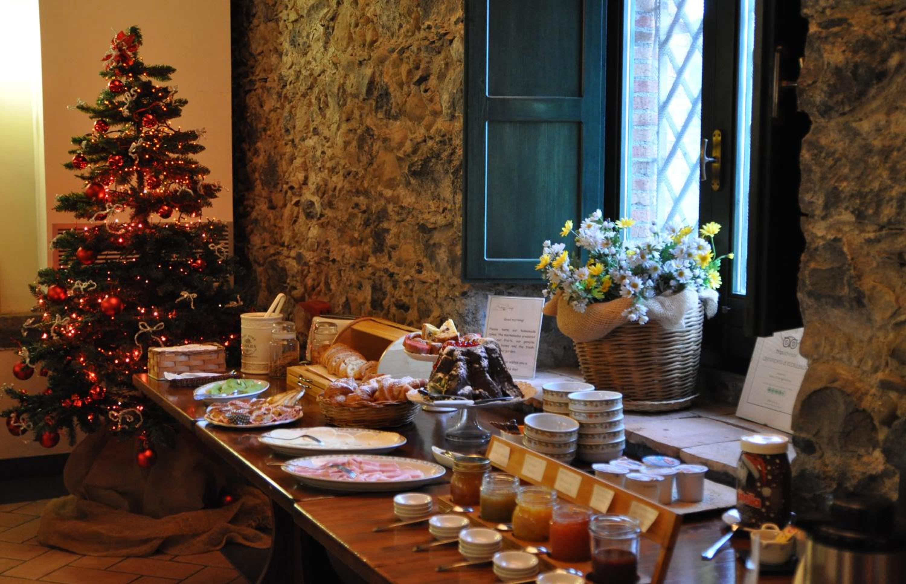 Antico Borgo Etneo Country Hotel
