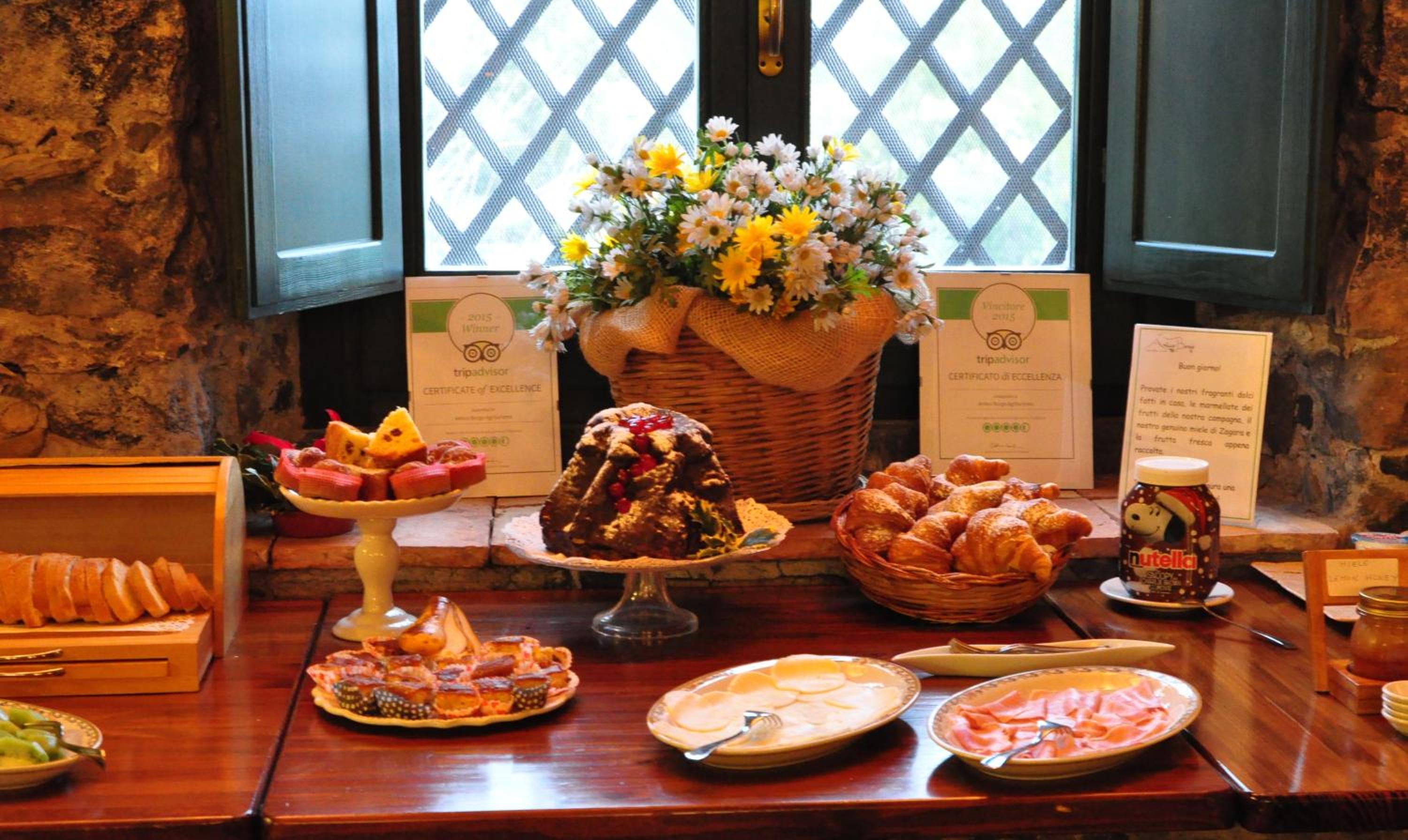 Antico Borgo Etneo Country Hotel