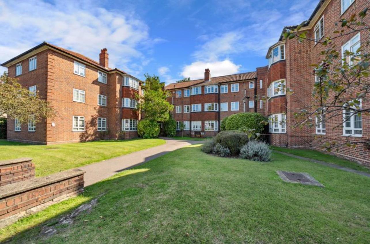 Beddington Park Lodge West, photo 13