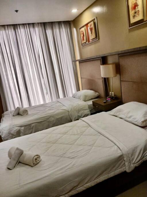 9th floor Studio deluxe cozy staycation Antel Spa Residences view 4