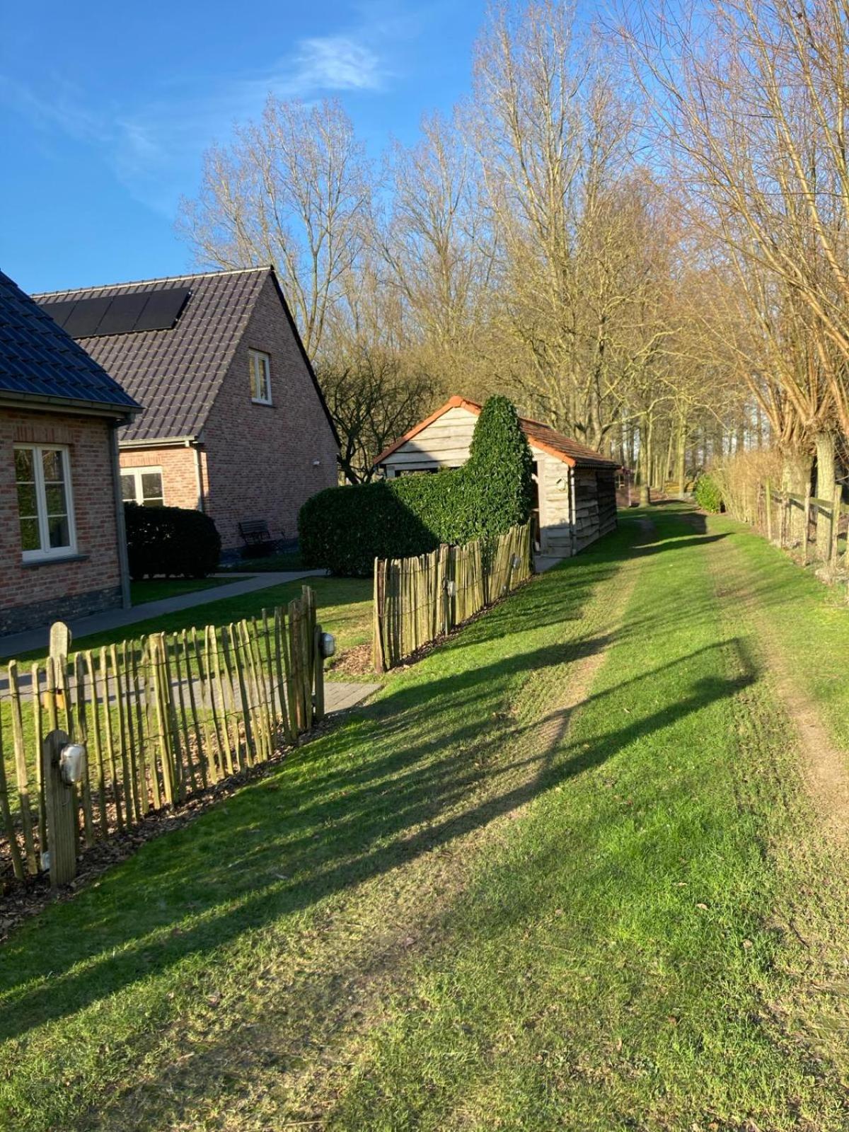 De Smokkelaar & Het Schuurtje