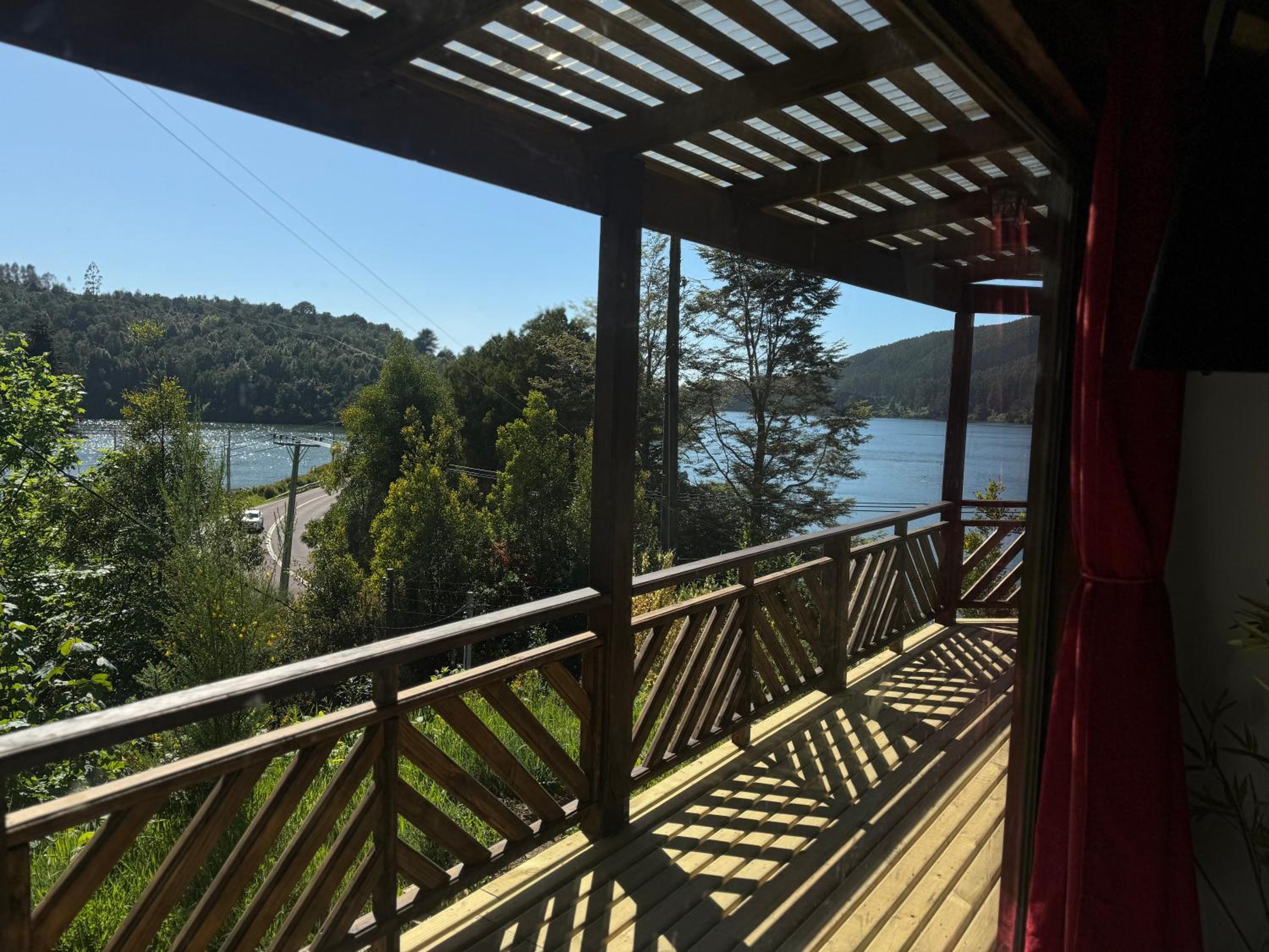 Cabaña nueva con vista al rio N3
