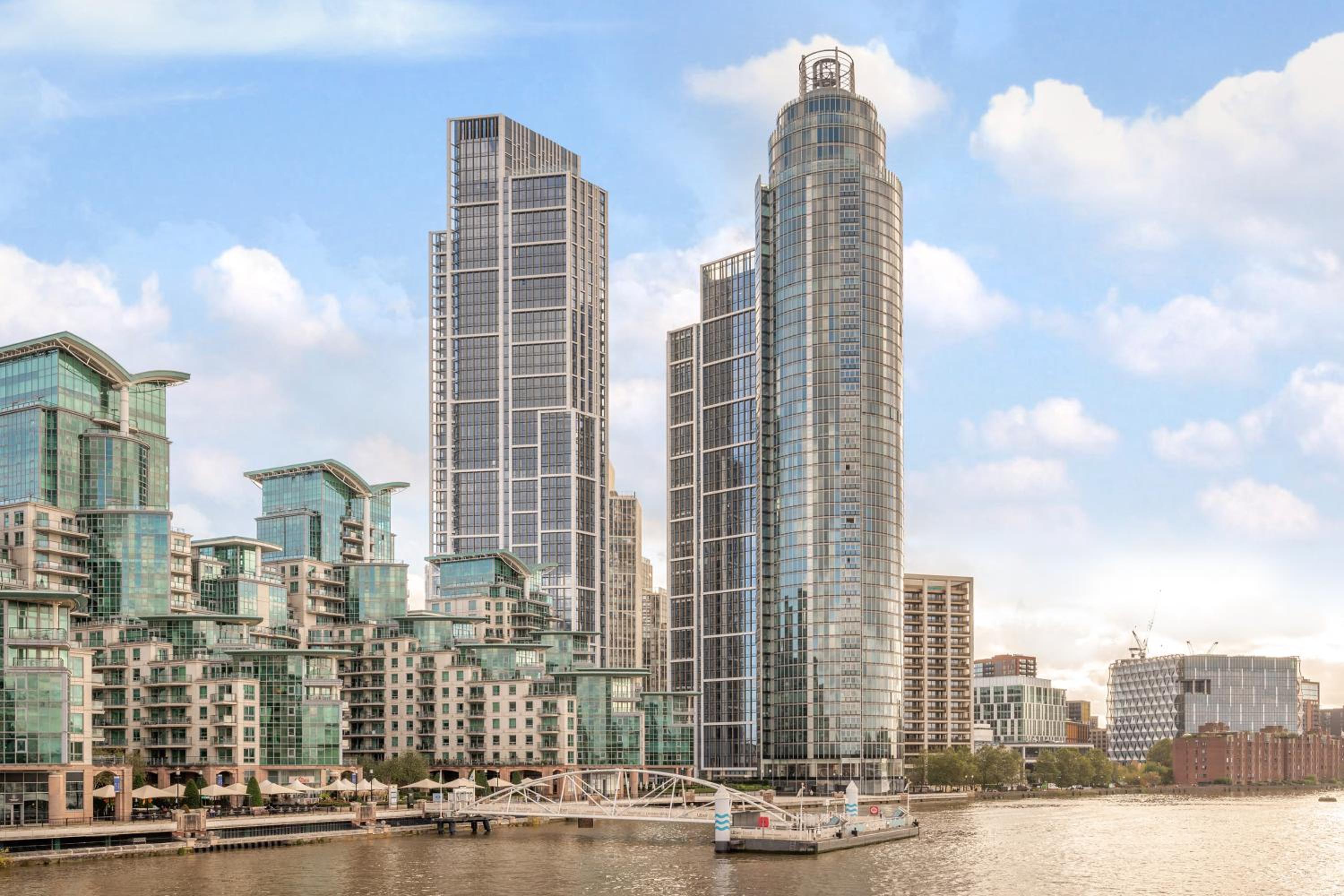 Riverside Balcony Apartments, 10 minutes from Oxford Circus