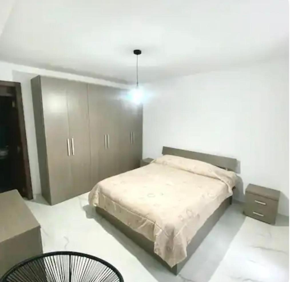 Apartment Fairview view 3