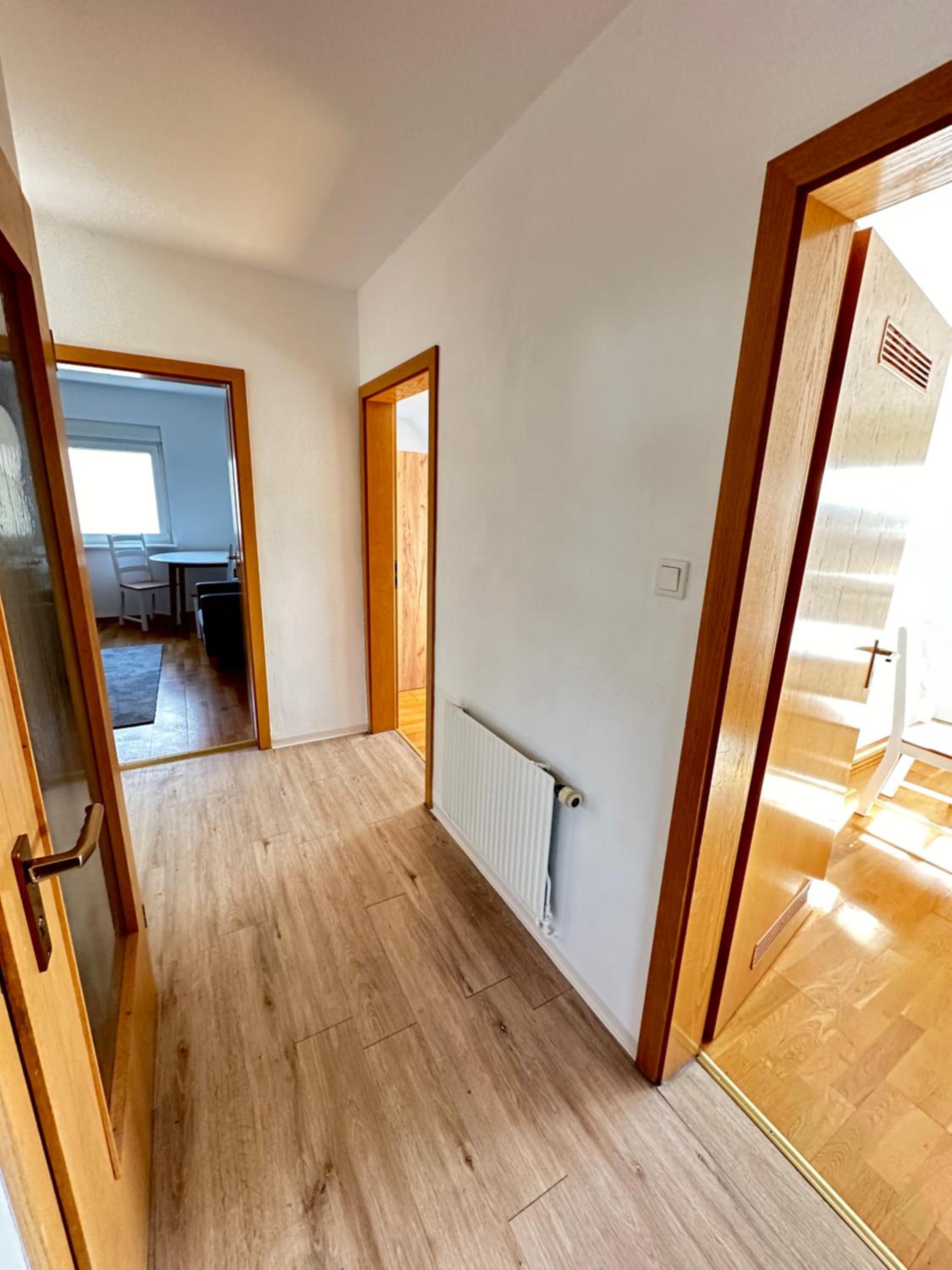 8 Einzelbetten Böblingen I 6 Schlafzimmer I 2 sep Ebenen I 2 Bäder, 2 sep WC I Messe, A81 I Monteure, Teams