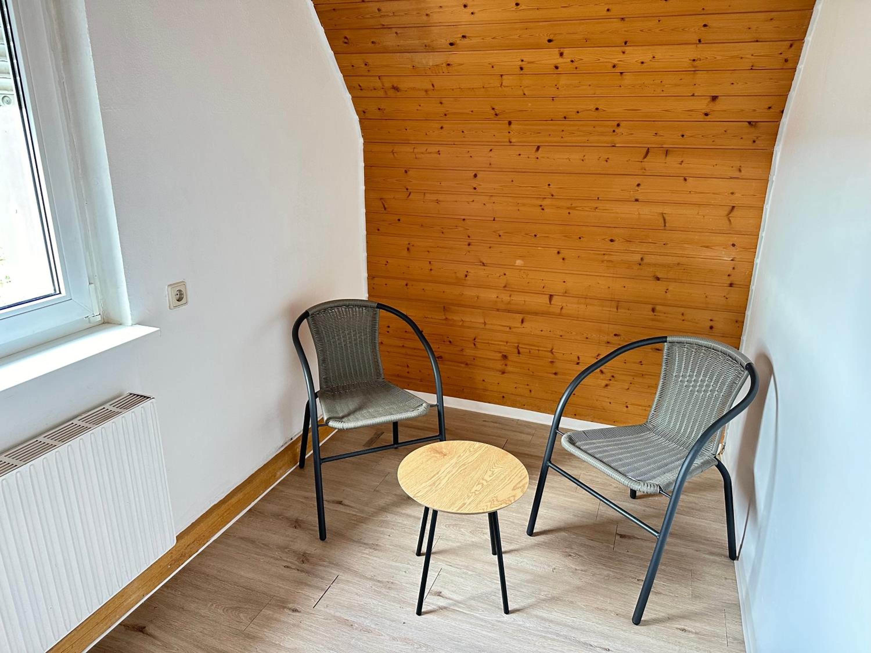 8 Einzelbetten Böblingen I 6 Schlafzimmer I 2 sep Ebenen I 2 Bäder, 2 sep WC I Messe, A81 I Monteure, Teams