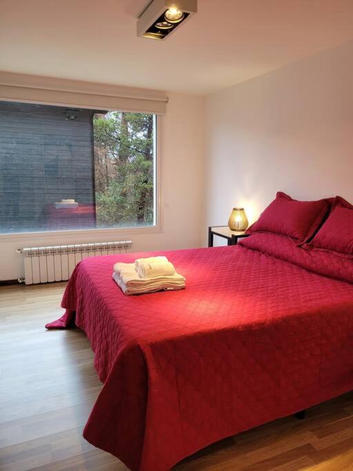Departamento moderno, cómodo y con excelente ubicación