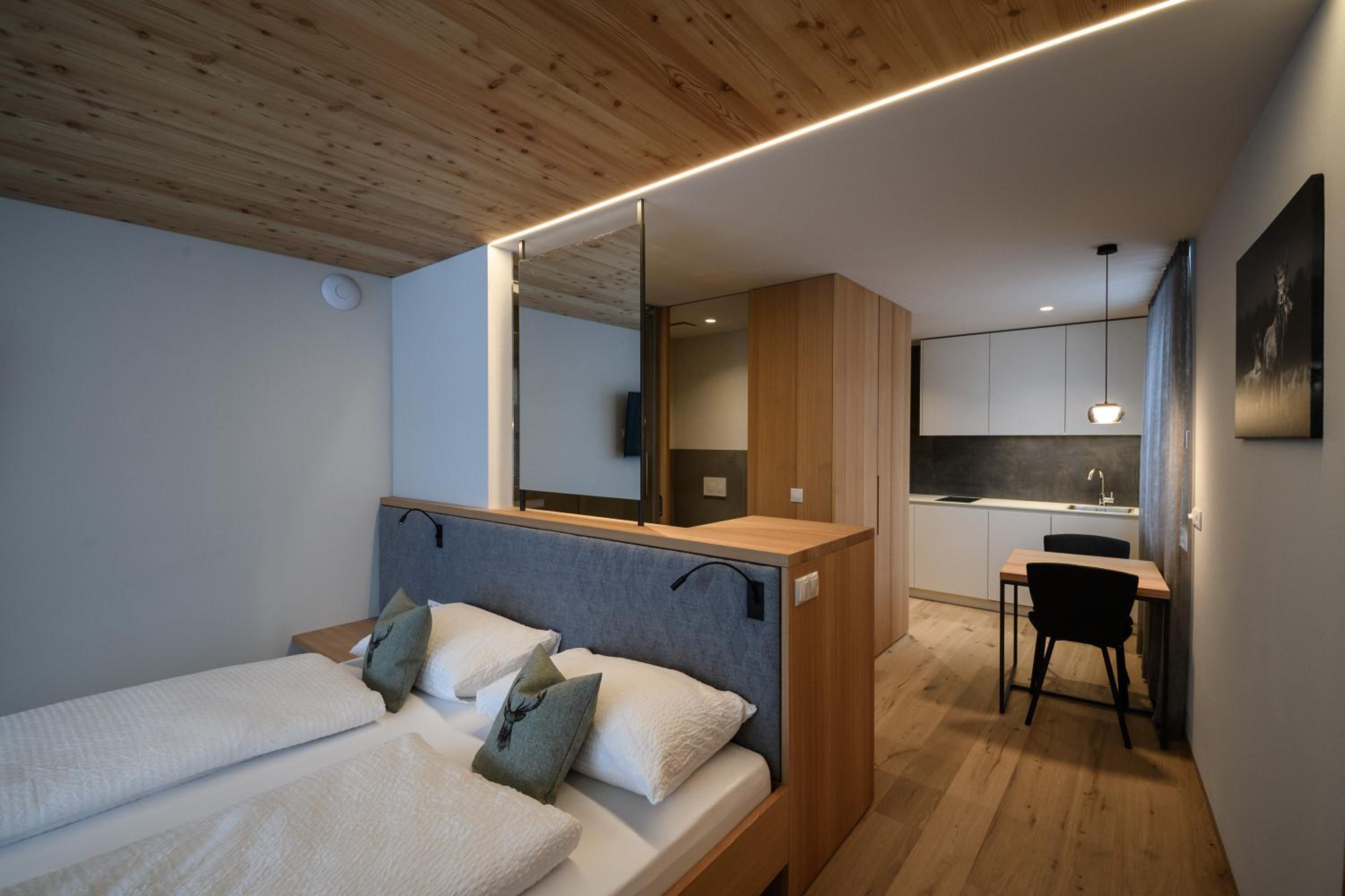 Apartments Emilia