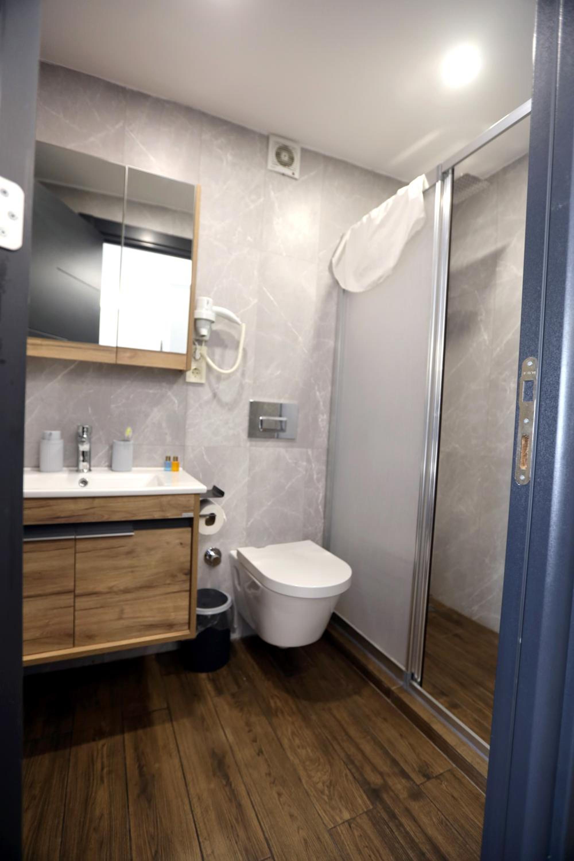 Zendy Suite Otel - Image 53