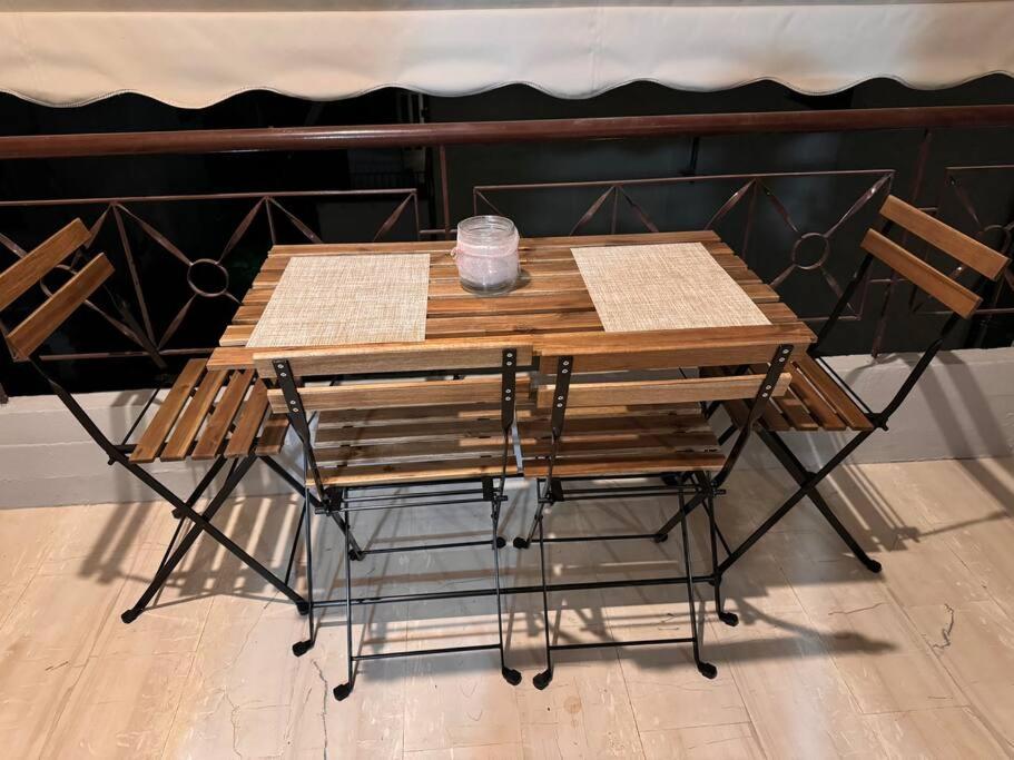 Welcome to Elena's Athens Suite!