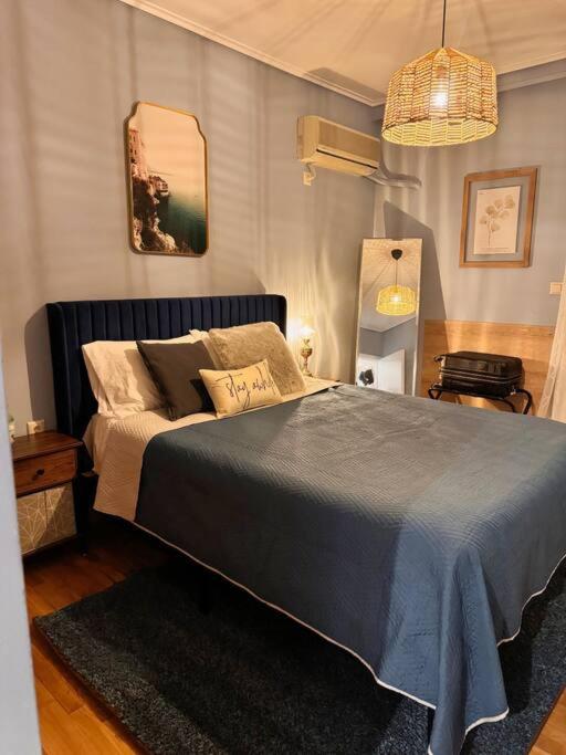 Welcome to Elena's Athens Suite!