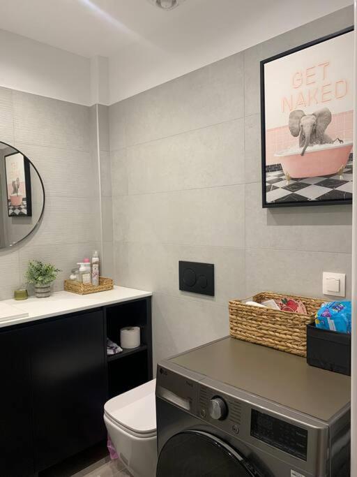 Welcome to Elena's Athens Suite!