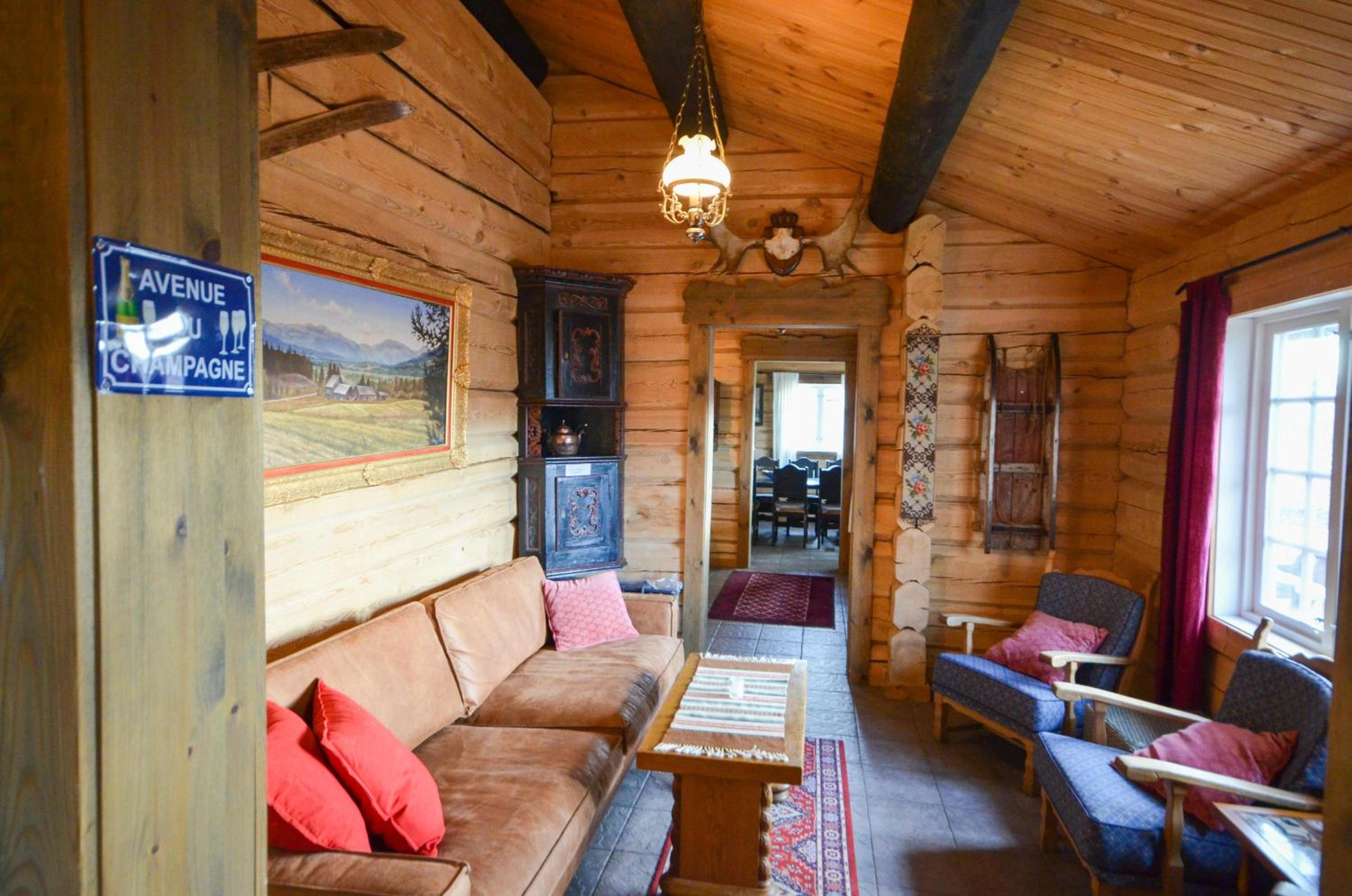 Charming Timber Lodge for Gathering & Celebrations view 5